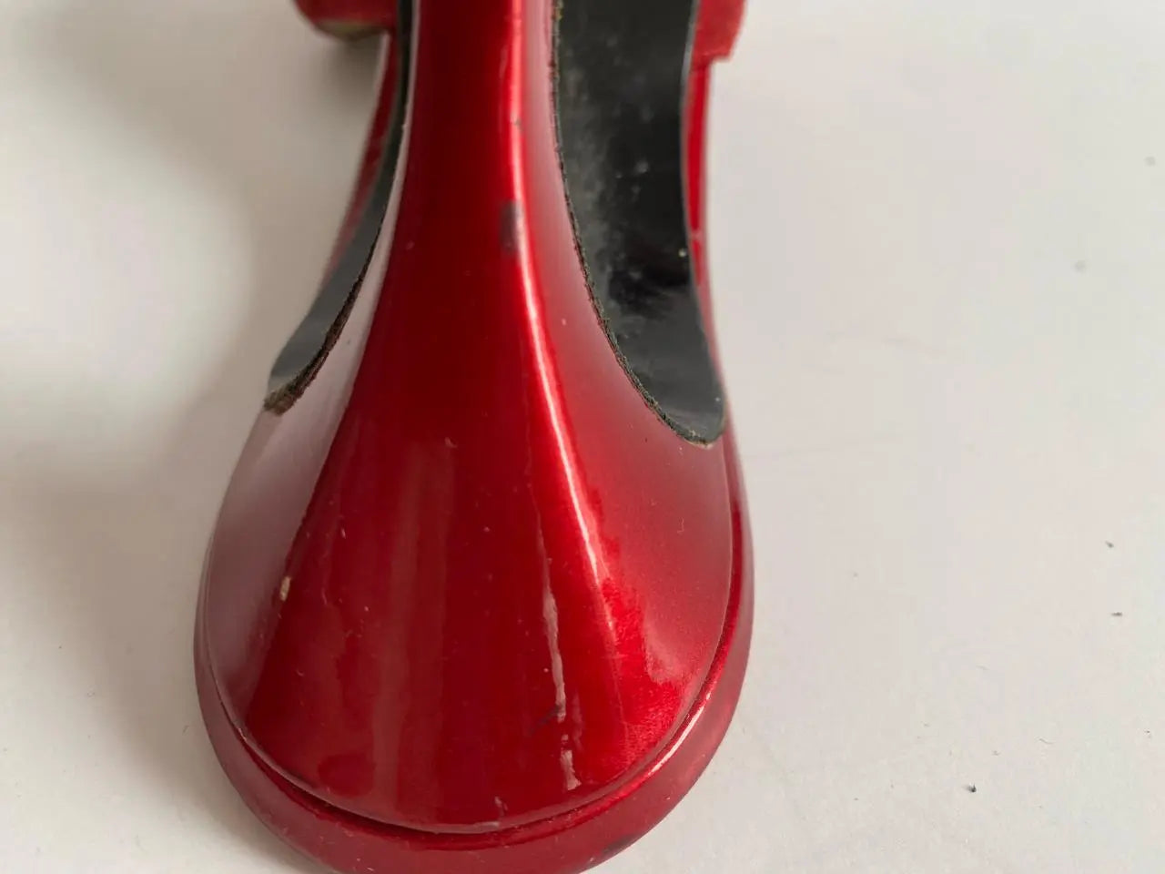 Warren Edwards—stunning vibrant red shoes from New York Vivienne Austin